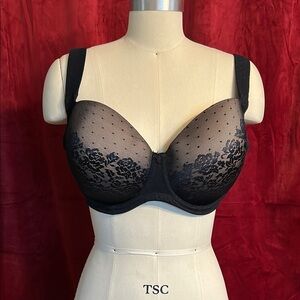 Soma Black Lace Bra with Elegant Design